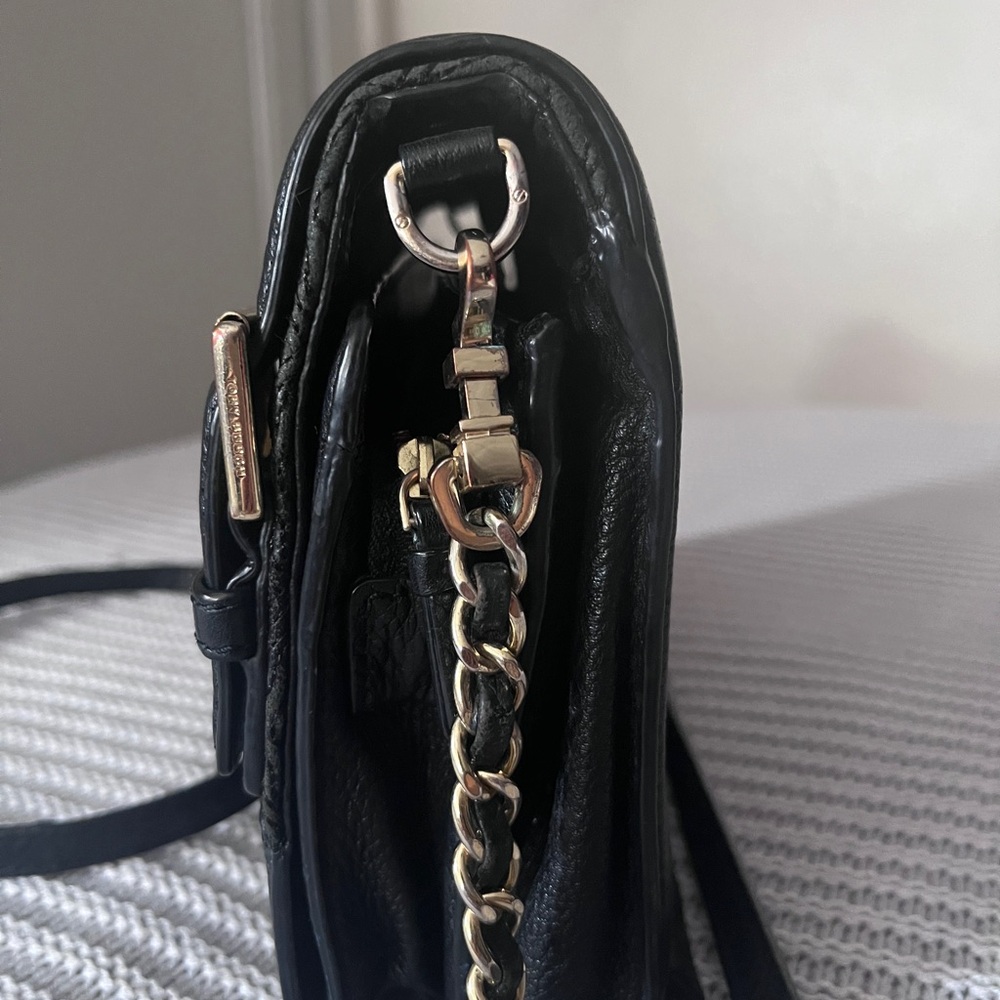 ✨Tory Burch Black Embossed Bryant Crossbody Bag✨ - Picture 3 of 14